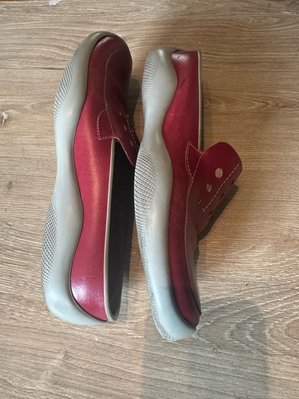 Prada Red Perforated Leather Slip-On Mules - Picture 5 of 8